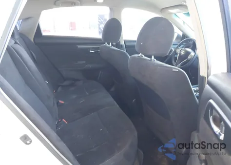 2013 Nissan Altima 2.5 S z USA, uszkodzony, nr VIN 1N4AL3AP3DN516117